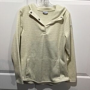 COLUMBIA SPORTSWEAR CO. PULLOVER HOODIE STYLE TOP